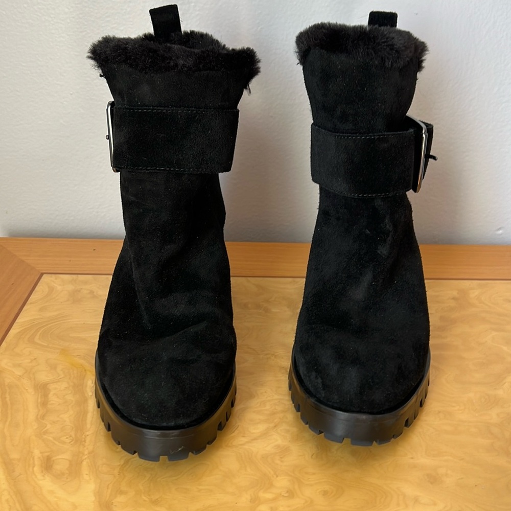Karl Lagerfeld black faux-lined boots size 8.5